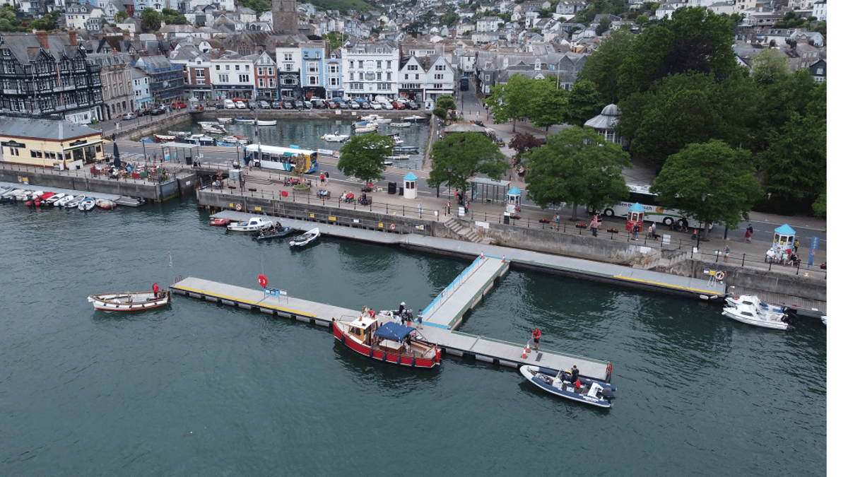 New pontoon at Dart Harbour kingsbridgetoday.co.uk